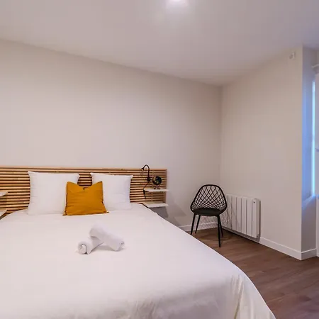 Le Cantonnement Angoumois Apartment *